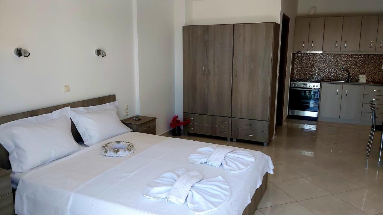 Nikko'S Apartments Elafonisos Ngoại thất bức ảnh